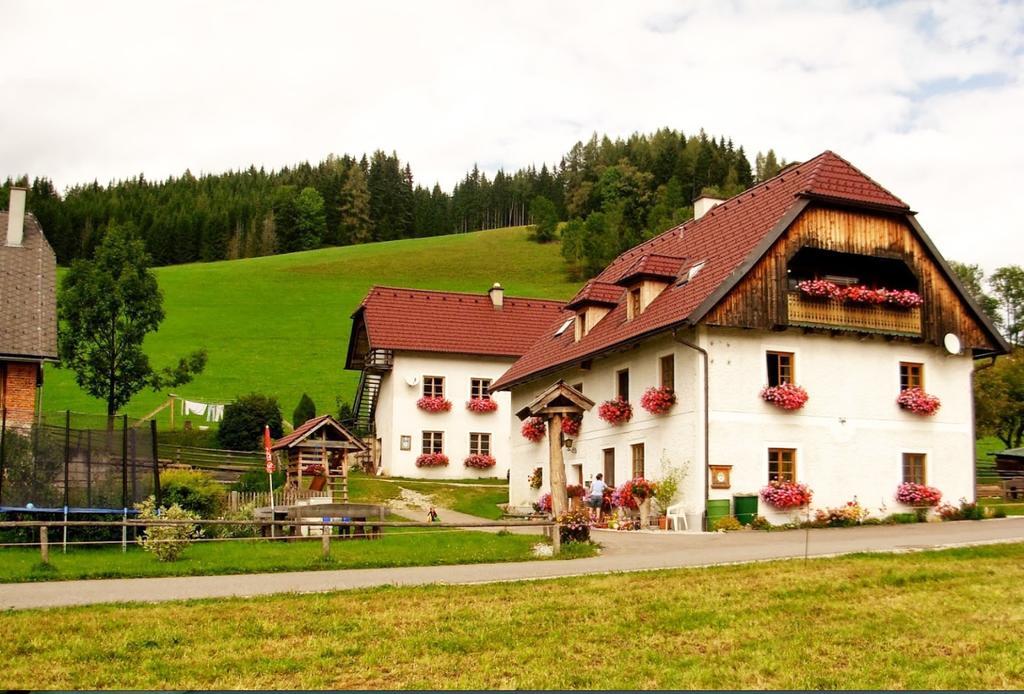Romantikzimmer Jakobbauer Turnau エクステリア 写真